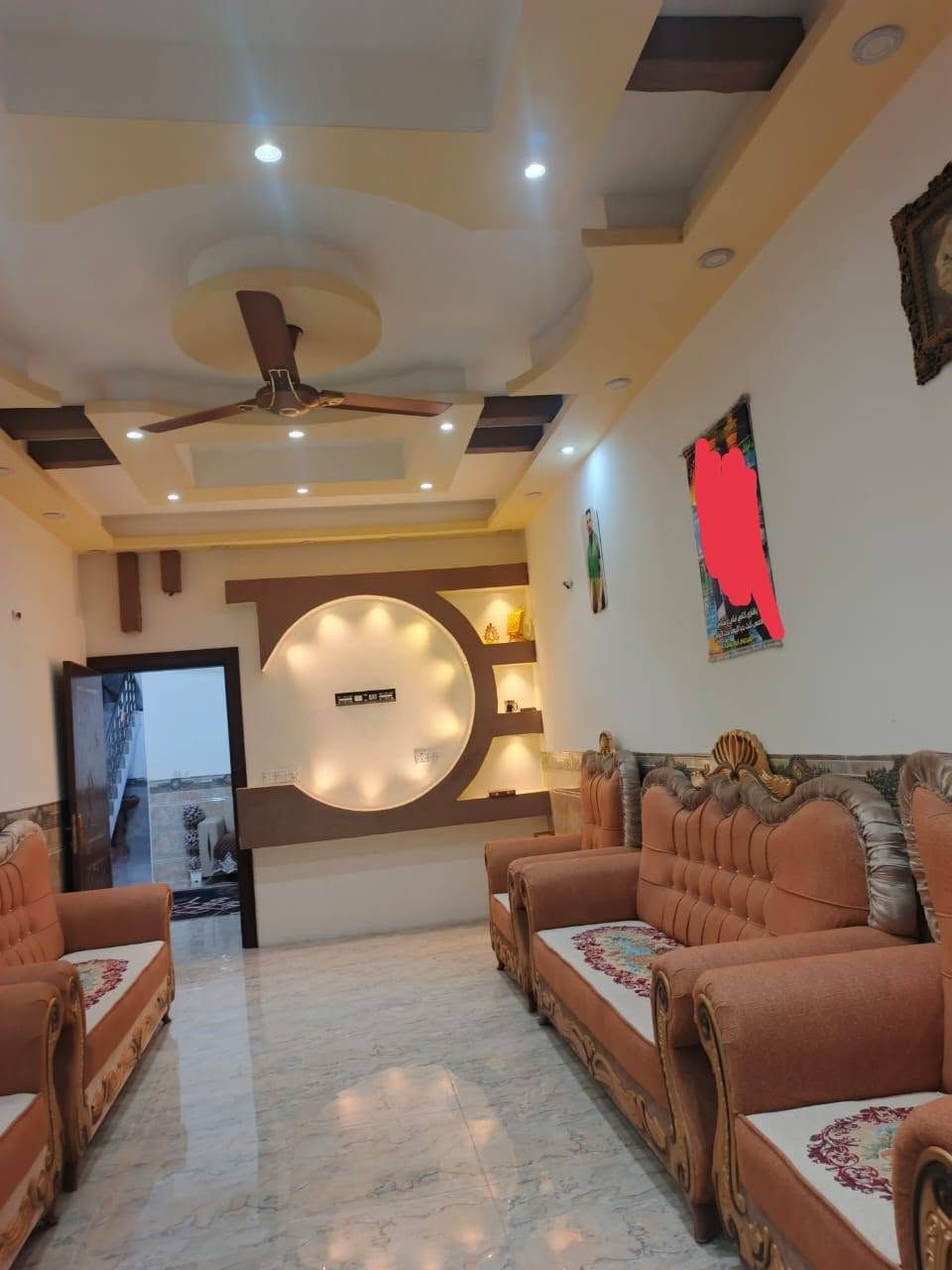 سلام عليكم يوجد بيت لبيع طابو صرف بحي العسكري مساحته145شارع ابو عامر رابع فرع وكلشي موفريمه هذا رقمي ***********
