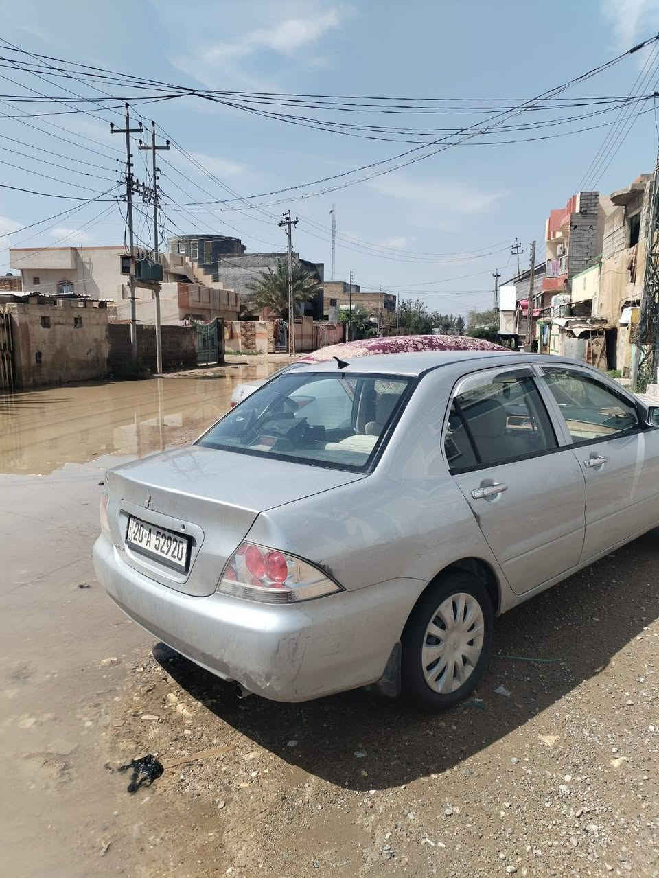 لانسر 2010سياره حلوه بدون صبغ البيع مامتواجد عل فيس رقم تلفون *********** عنوان ديالى بعقوبه السعر 89بيهه مجال قليل
