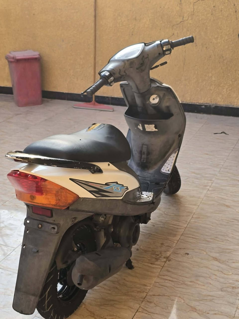 ماكس عدله رمبه بلاديه مامفتوحه كفاله عامه مراوس ب اربعه كير
خاص مفتوح 🙂👍🏻.


**إذا كنت صاحب هذا الإعلان وتريد حذفه لأي سبب، رجاءا أرسل رسالة إلى الدعم الفني**