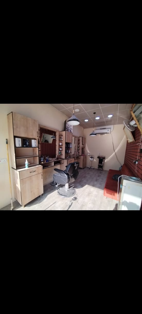 السلام عليكم اخوان هاي الميوزه كامل مع البوفيات للبيع
#السعر ٢٥٠ قفل بدون معامله لادوخني ولا ادوخك
شراي اتصل *********** وتعال شوف بعينك
