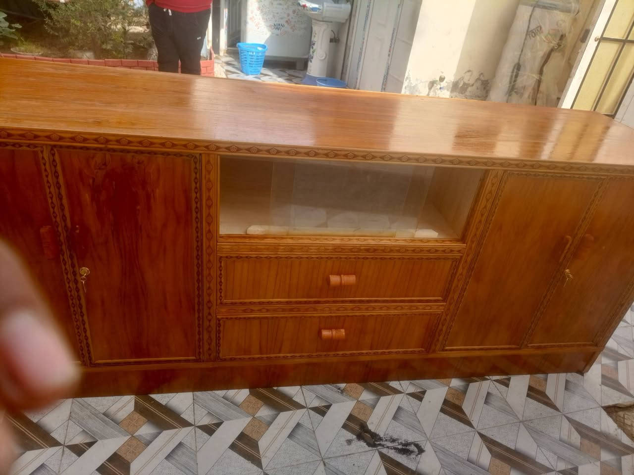 اخوان بوفيه للبيع جوة سوغ اعمل كل مديلات سعرة 175مع توصيل درجه اولا توصلك ماعجبتك ترفضه بابل عوفي ***********
