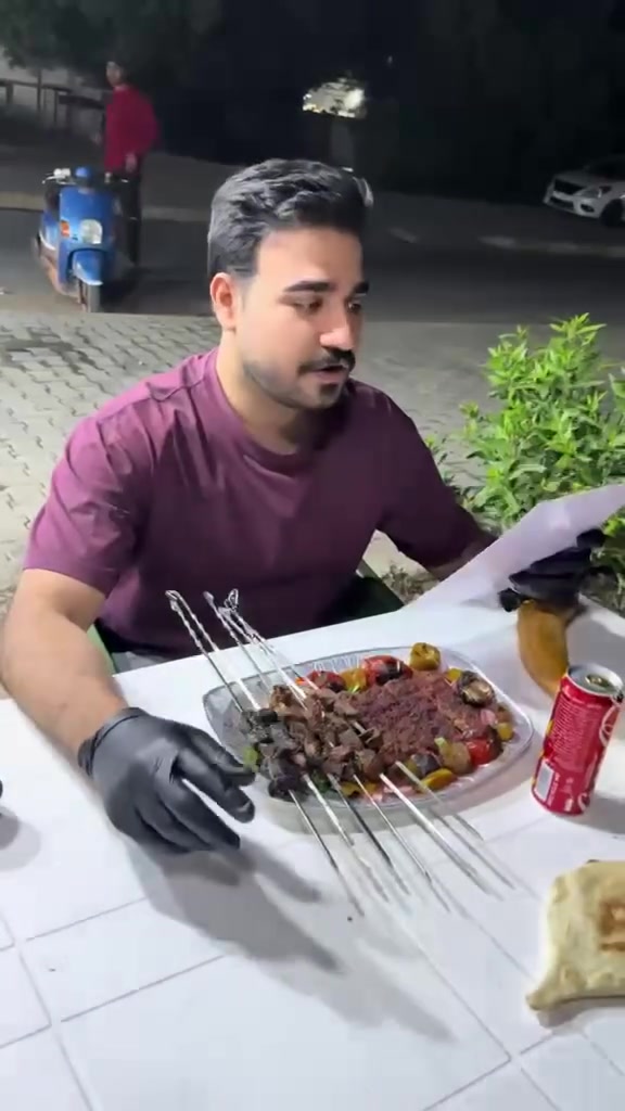تم وبعون الله فتتاح مطعم فحمه ونار لعنوان خاجيه قرب جسر لاخضر لسايدين
نشالله كلشي متوفر من مشاوي
لعرض هذه متوفر حالين ❤
توصيل داخل لخاجيه مجاني ❤
***********
0771600061
