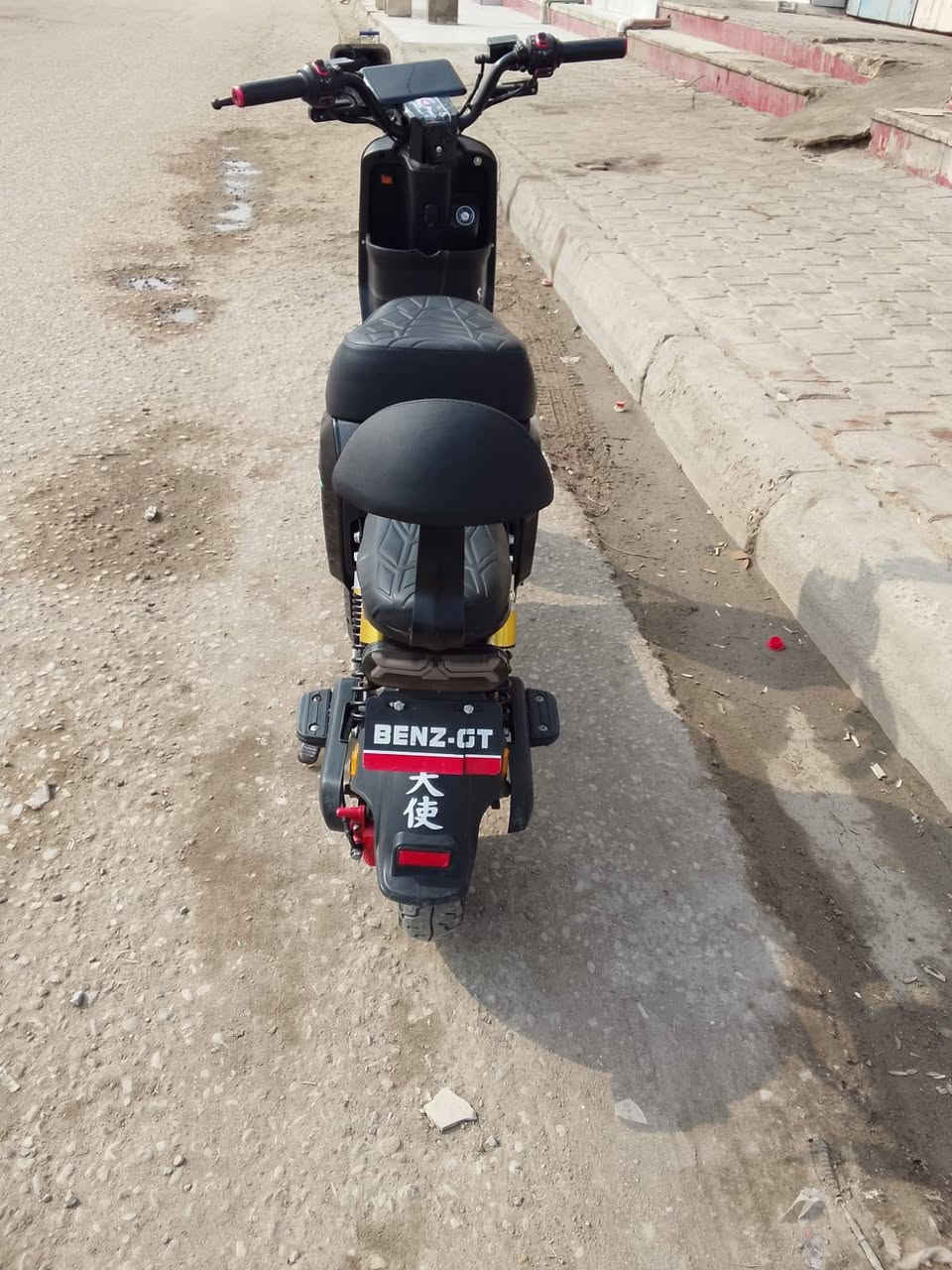 دراجه شحن للبيع 400وبيهه مجال موديل 2025البصره الجبيله شارع السايلو ***********
