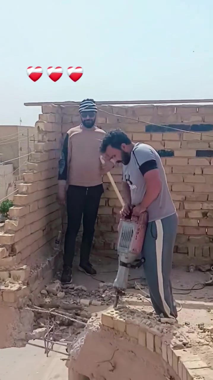 سلام عليكم مستعدون تفليش وترميم وكص كونكريت في النجف وهذا رقمي توصل ***********
