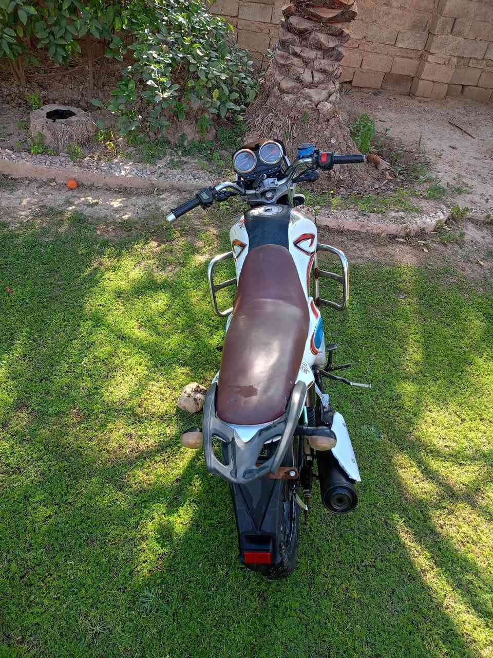 السلام عليكم سنكي موديل 2019 كهربائيات شغاله دراجه نظيفه ماكينه لا تنقيص لا تبخير دراجه نظيفه مقفوله دراجه مكفوله السعر 650 وبيها مجال للطيبين ***********
