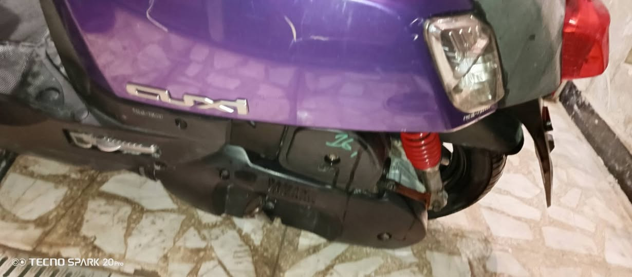 السلام عليكم بوليس مصطرة لون مميز بلادي  كفالة عامة جيب فيتر وافحص كهربائيات كامل شغال اشاير عداد دراجة كاملة مابيهة شي تجاري  السعر 1450 بيهة مجال قليل 
العنوان الامين الثانية سكينة
للتواصل:***********
