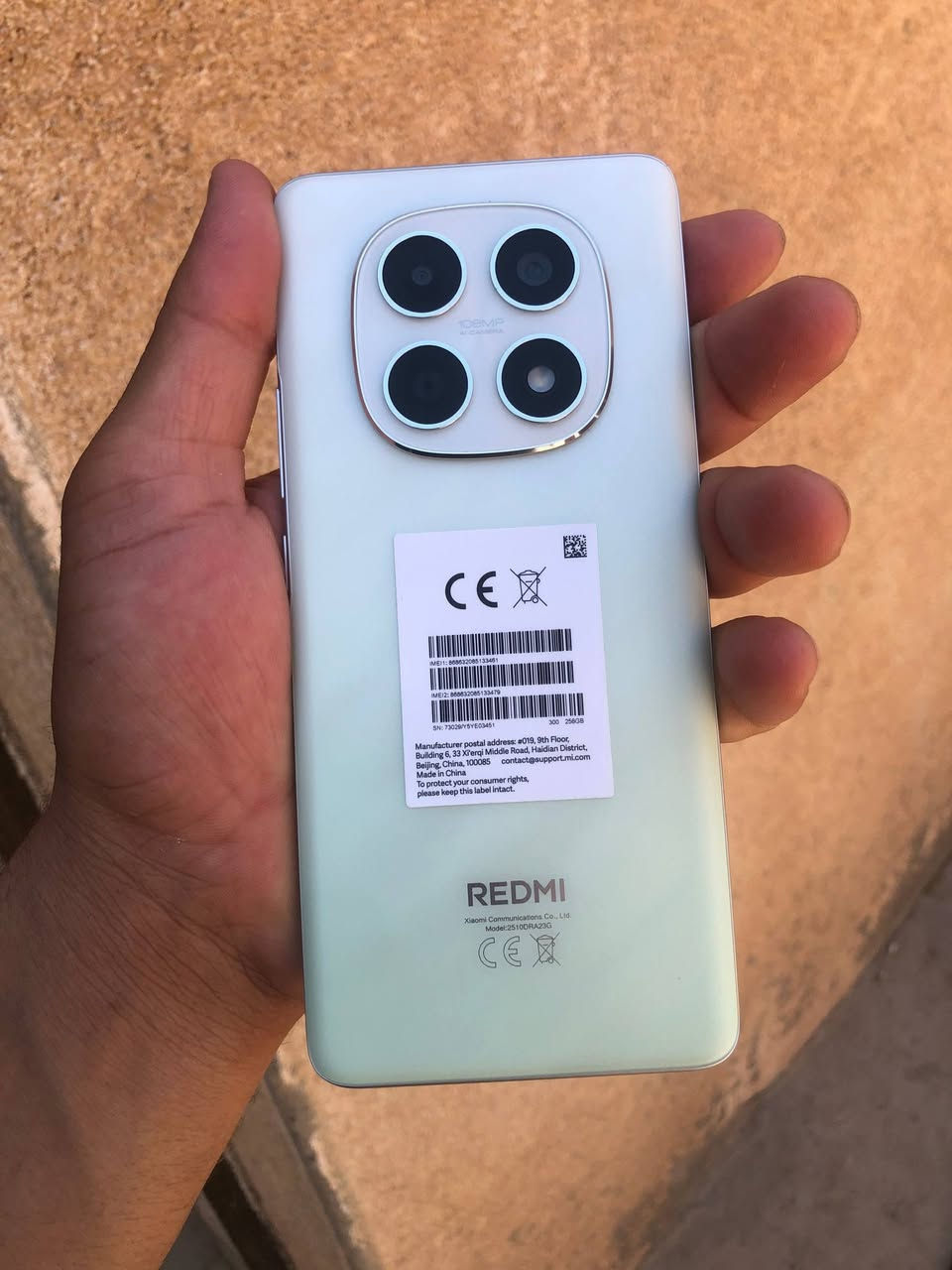 السلام عليكم 📱 Redmi Note 15 (العادي) 8GB/256GB
📱 الشاشة: AMOLED بحجم 6.77 إنش بدقة +FHD ومعدل تحديث 120Hz.
ببجي 60 فريم بدون ببجي انطيك بي ضمان شحنه 4 ايام انسه يعني تشحن وصوته خرافي جهاز عالمي لزكت شركه بعدها بي
غراض كامله 
⚙️ المعالج: MediaTek Helio G100-Ultra بتقنية تصنيع 6 نانومتر.
💾 الذاكرة: 8GB RAM + 256GB تخزين (UFS 2.2) مع دعم microSD حتى 2TB.
📸 الكاميرا الخلفية: 108MP + مستشعر عمق 2MP.
🤳 الكاميرا الأمامية: 20MP.
🔋 البطارية: 6000mAh مع شحن سريع 33W.
🔊 الصوت: سماعات ستيريو.
🔐 الحماية: بصمة مدمجة داخل الشاشة + فتح بالوجه.
💧 المقاومة: IP64 لمقاومة رذاذ الماء والغبار.
📡 النظام: Android 15 مع HyperOS 2. �
سعر جديد 350  300 رايده شعندك مراوس ايفون من 11 برو ماكس وفوك نزل بتعاليق *********** مكان عوينات تكريت
