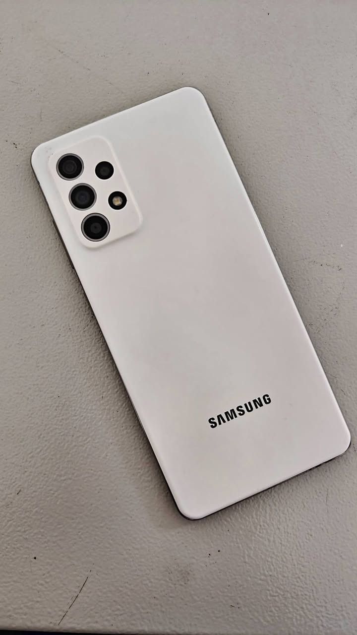 جهاز موبايل للبيع
سامسونك A52 للبيع نظيف جداَ ومواصفاته رائعه ومعروفه تكدر تبحث عنه وتتأكد
_ نظامه سلس وحلو 
_صورته والفيديو حلوه كلش وموجود فيديو جوه تكدر تشوفه واذا مهتم بالصور راسلني ادزلك الصور الماخذهن بهذا الجهاز 
_جميع الالعاب يشغلهن وبفريمات متوسطه
❗
للتواصل مراسلة الصفحه او الاتصال واتساب
***********
