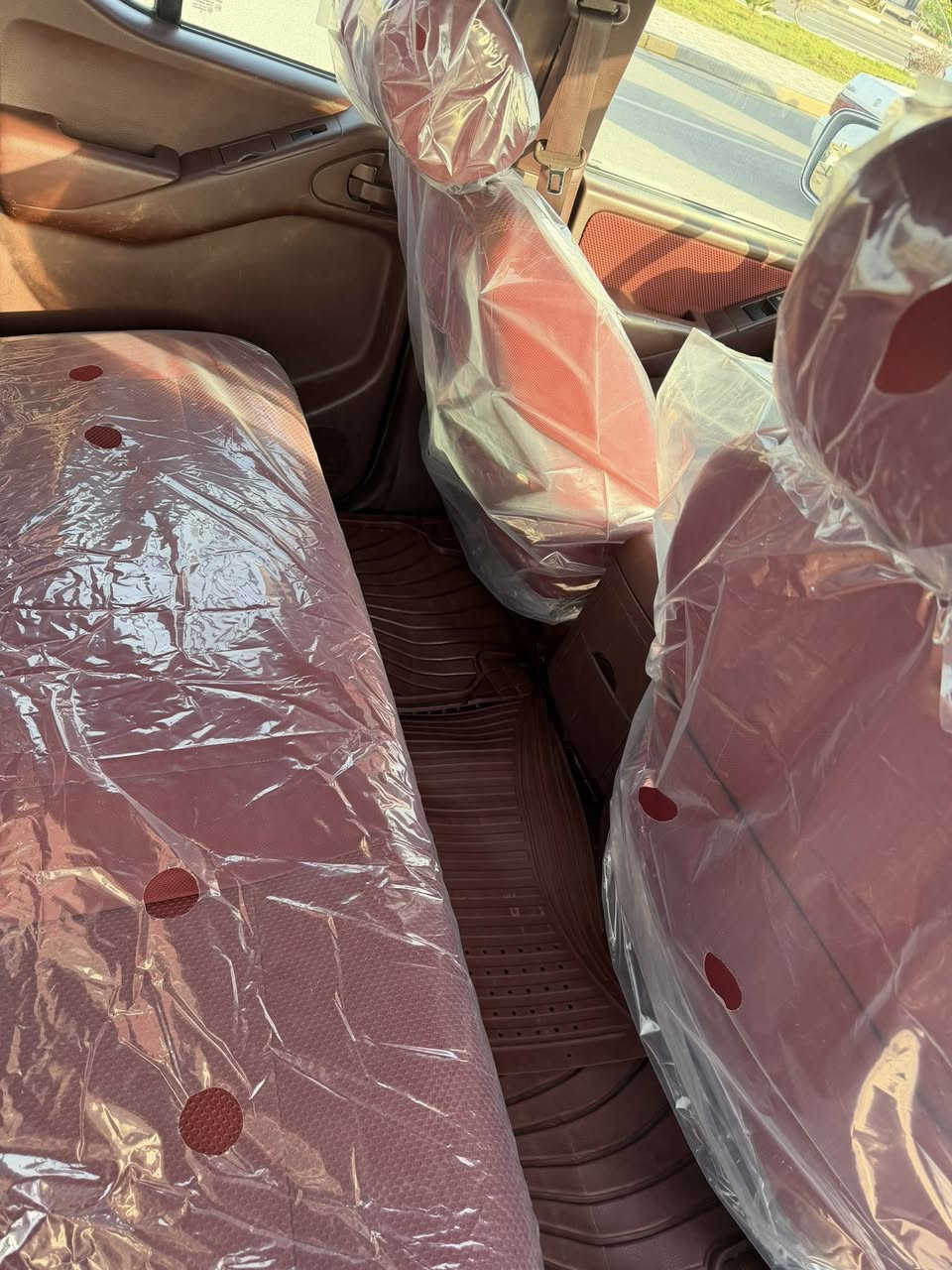 السلام عليكم نيسان نيفاره 2014 رقم اربيل سنويه ورقم جديد المآني تحويل وكاله ثاني يوم السياره نضيفه كلش لاصبغ لاتبديل فقط بيه بارد مكينه لاتنقيص ولاتبخير كير اوتو لا تنقيص ولا بي شي حداده تايرات نضاف غرفته جديده حته مشي ما ماشيه قليل السياره جاهزه للاخير. وما عوزه شي ورقم جديده وسنويه جديده مكاني البصرة ***********
