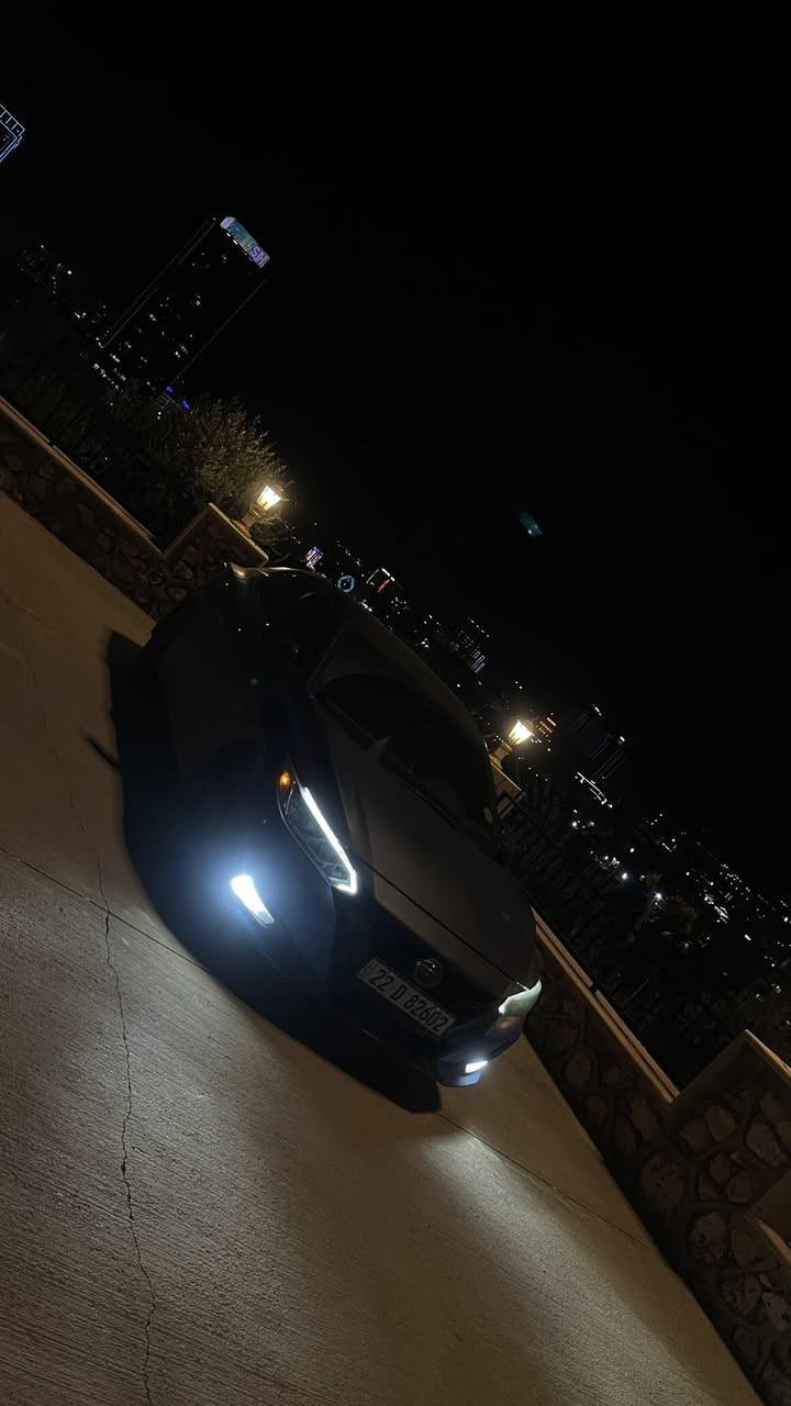 سلام عليكم : نيسان سينترا للبيع 2021 وارد امريكي الضرر كما موضح بالسونار كير مكينه سليمه 100/100 الممشى 123 الف كيلو متر السياره جاهزه ماتحتاج اي مصرف للتواصل :*********** متوفر واتساب ايضاً السعر 125 وبي مجال للطيبين واكو غرامات عليها وباقي التفاصيل عند التواصل
