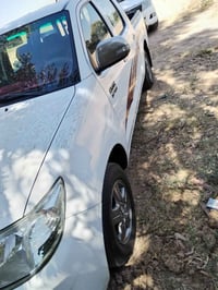 هايلكس • ٢٠١٤ • ١١٧ الف