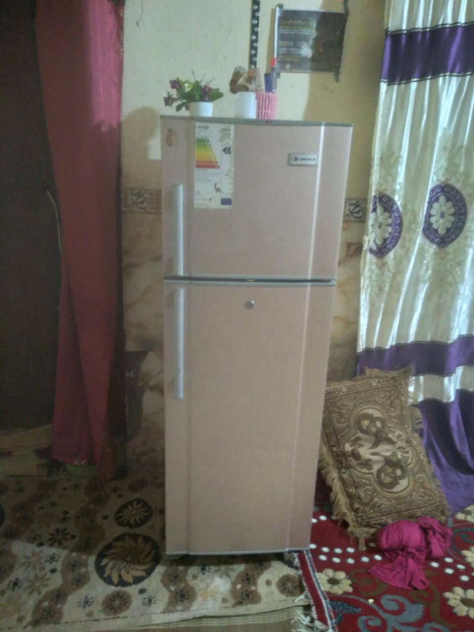 ثلاجه حجم وسط واضحه كدامكم بالصوره نضافتها وسط سعرها 70 الف نهايتها سوق الشيوخ حي العسكري شارع المحوله


**إذا كنت صاحب هذا الإعلان وتريد حذفه لأي سبب، رجاءا أرسل رسالة إلى الدعم الفني**