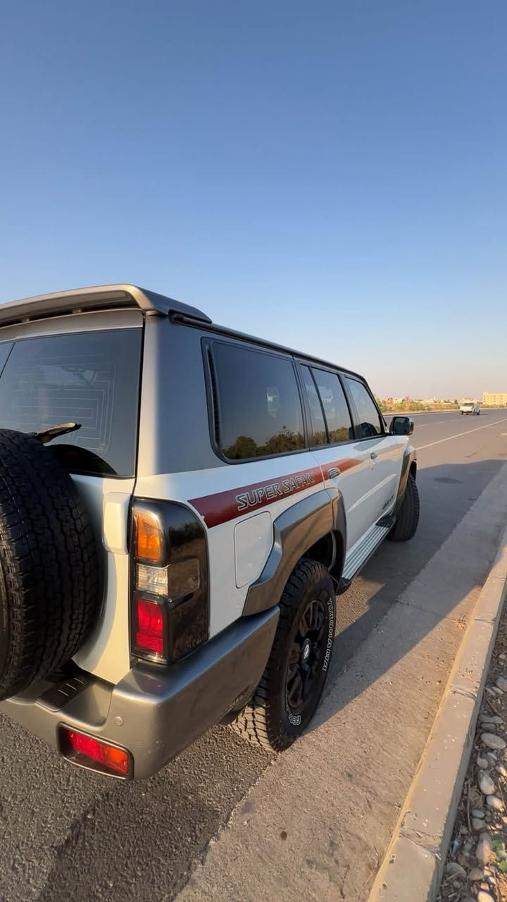 Nissan patrol super safari 2019
مسويلها ادامة كامة ومرفعة 
وياها كتاب تضليل 
سعر 365$ وبيها مجال
***********
مكانها اربيل
