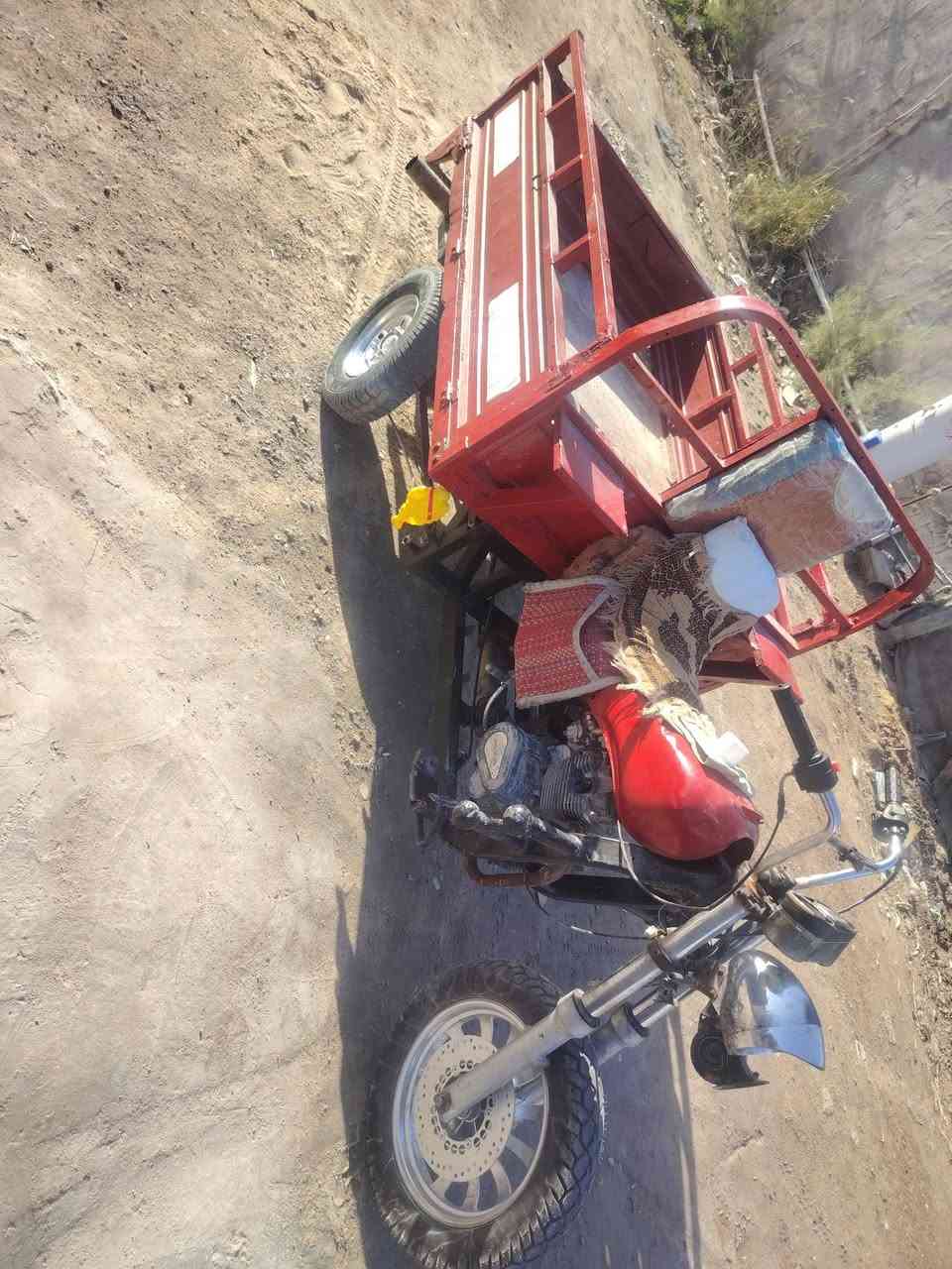 سلام عليكم مرخصه الادمن ستوته تعمير للبيع كلك مكفوله من السرقه اسويلك مكاتبه بيه وتجي وتاخذه من البيت رقم شاصي موجود  اوراقه ضايعه 1ولركبه بيه لحيم 2المكينه بيه خيط بخار   استفسار اتصل وبيك خير ودلل مكان حله بكرلي ***********
