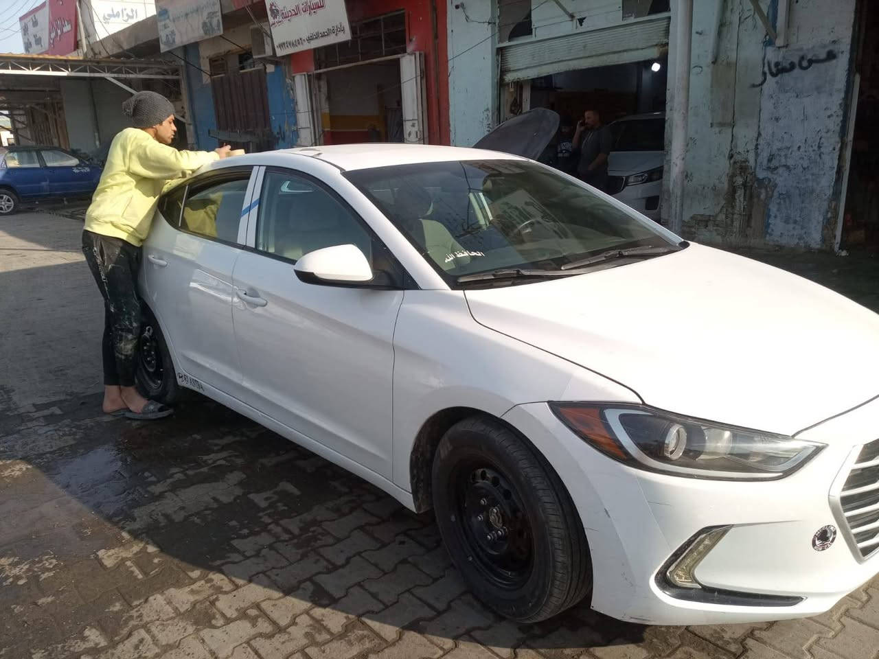 النترا موديل 2017 وارد امريكي حادثها قبق جنطه وبيها جاملغ امامي صبغ جاهزه من كلشي حداديه تخم تاير تبريد كهربائيات كير محرك 200 دوش خير من الله رقم واسط مشروع وطني تحويل مباشر السعر 105 وبيها مجال مكانها بغداد للاستفسار ***********
