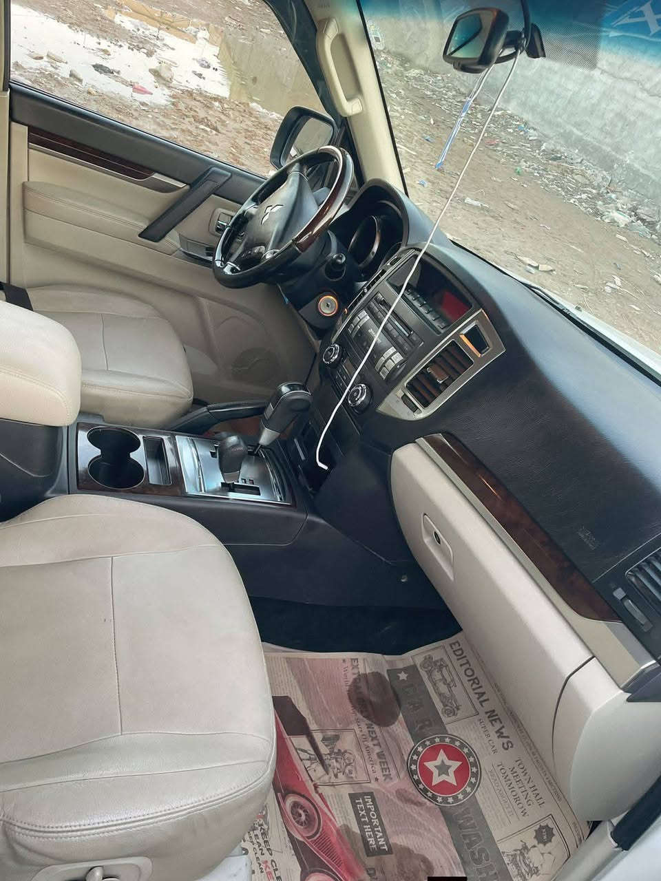 باجيرو  2015 حبتور 
فول مواصفات (فتحة _مري شفط_٣قطع تبريد) 

كفاله عامه من الصبغ والتبديل والبارد

رقمها اربيل 

هزه جديدة

سنوية ل2030
سيارة صدرها جديد وبيها تخم تاير جديد
ماشية 160
السعر188وبيها مجال
العنوان بغداد _ الانتصار _ قرب مرور الحسينية

***********
