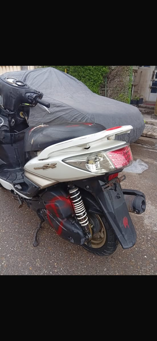 سلام عليكم سكنس فحل كولد ام طلاعات لدراجة صارلهة شهرين من نازلة من رنبة من الضلال دراجة كارتون مكينة ملح وخرسة ولكولد معروفة مواصفاتة لدراجة مناقصهة اي شي مكفولة كفالة عامة *********** مكانهة تقاطع الصليخ
