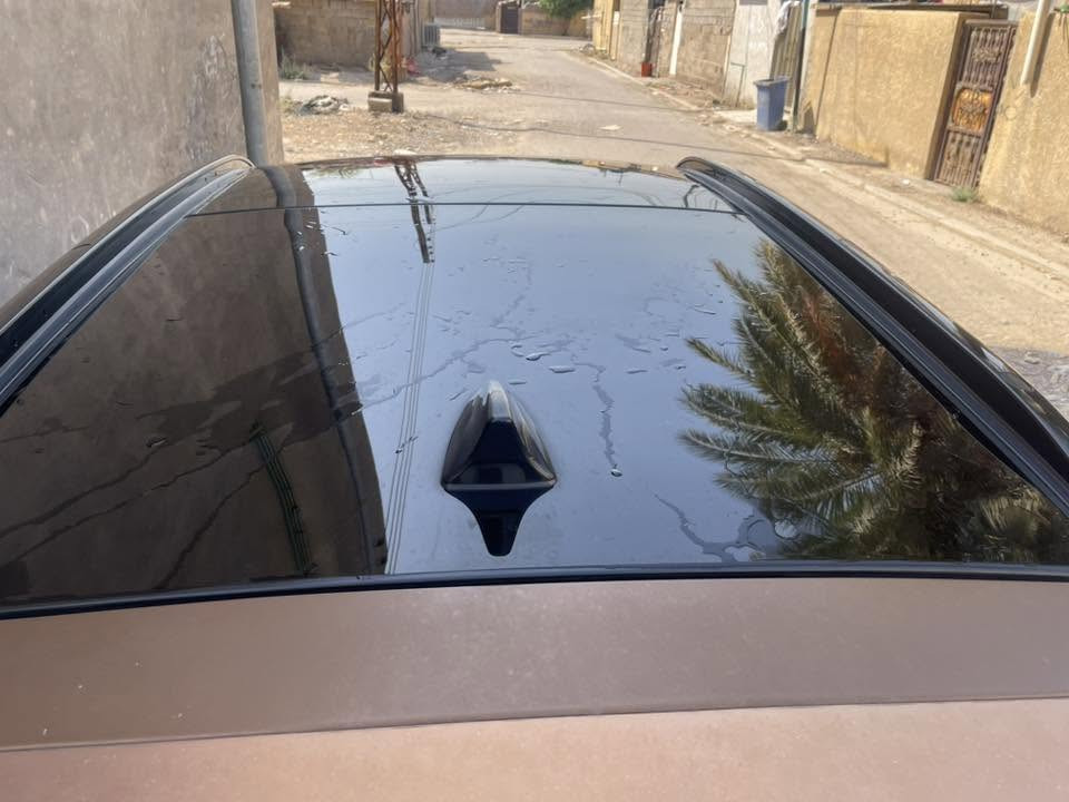 سلام عليكم سبورتج موديل 2019. فول واحد على واحد 
كل المواصفات بيها  السيار ما ماشيه 50000  بيها باب خلف السائق صبغ  و بنيد  هم مصبوغ محرك جي دي اي 2500  السياره خير من الله السعر 160 رقم الهاتف ***********
