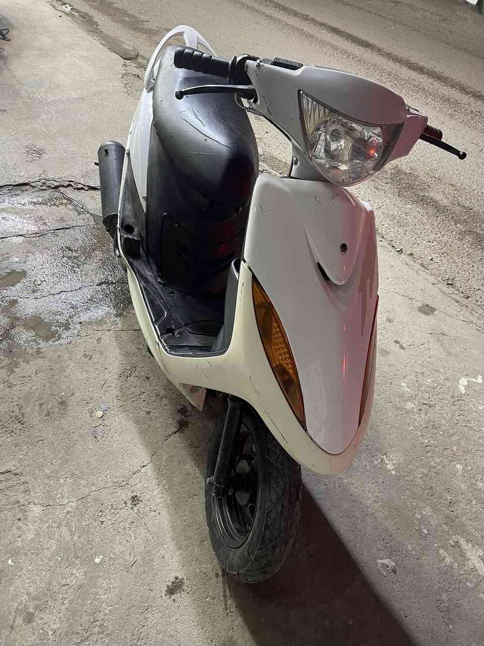 السلام عليكم للبيع ماكس عدله بوشه بلاديه ٤٩ كفرات وسوادات ختم واحد نكره سلفه شرط شلعه ومعدل مكينه مكفوله من تبخير وصوت الدراجه كلهه بلاديه دشبول رياضي مكاني بغداد الاعظميه عارضهه ب ٦٢٥ وبيهه مجال بسيط 
للاتصال ***********
