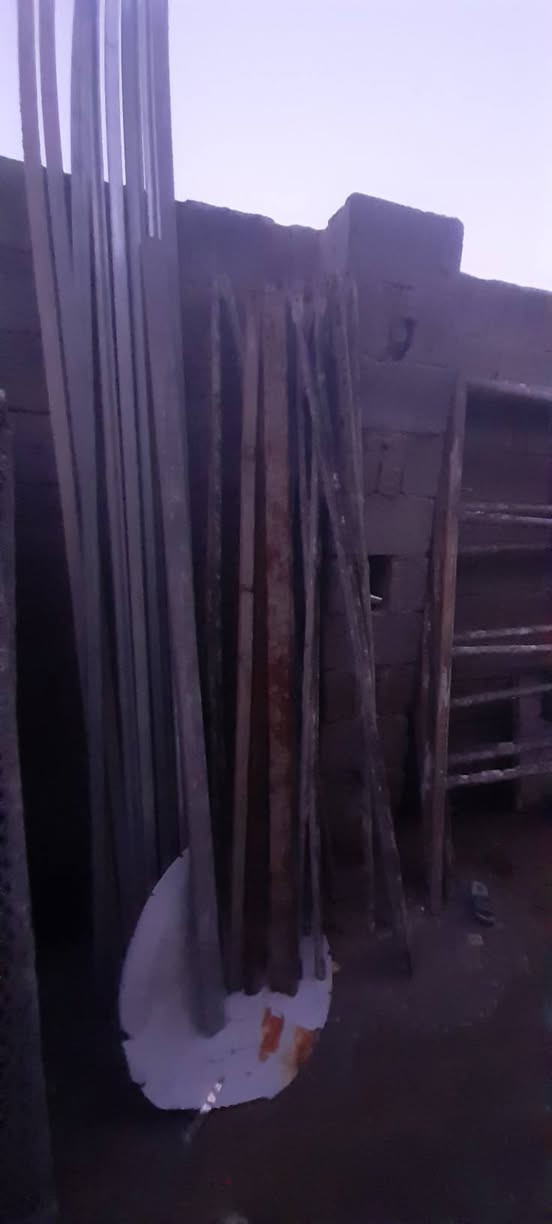 سكله للبيع ٦ اقفاص كاملات ونضيفات سعر القفص ٦٠ ألف العنوان كربلاء قرب سيطره الابراهيميه  ***********
