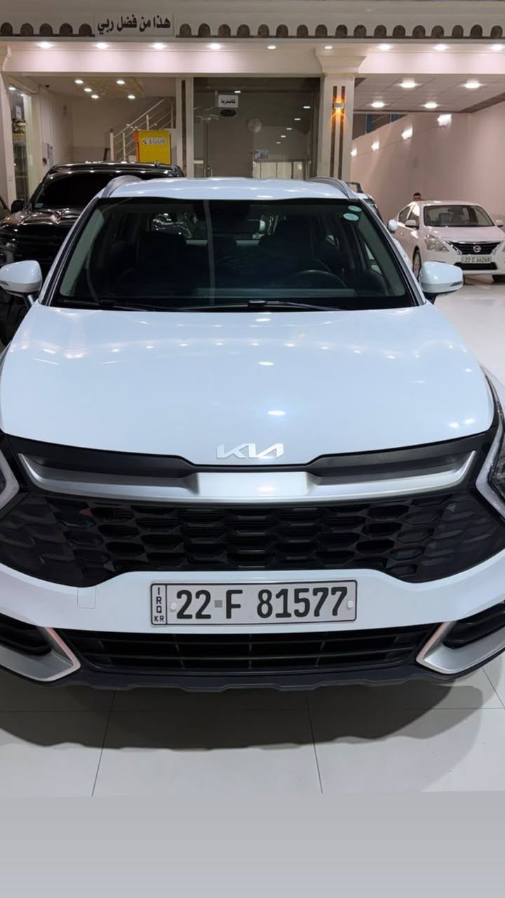 السلام وعليكم
كيا سبورتج 2023 

ماشيه 11 مايل 

محرك 2000 دوش 

السياره كفاله عامه بدون صبغ 

-بصمتين + تشغيل

-شاحن لاسلكي 

-اوتو هولد 

-انضمه قياده درايف مود 

-نضام منحذرات صعود نزول
-شاشه كار بلي 
-هاند بريك الكتروني دكمه 

-حساسات اماميه + خلفيه 

-كامره خلفيه

-قطعتين تبريد 

-لايت زنون LED
-كشافات زنون 
-بك لايت LED
-ويل كب 19 مروحه المرغوب انسه الطسه
-شفتات استيرن

-رادار جانبيه 
-مري تدفئة
-مثبت سرعه 
-نضام مانع انزلاق
-نضام نزول منحدارت
-اشاير مري وكهربائية 

الاستفسار ***********
