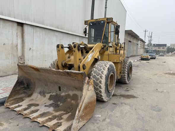 شفل للبيع حجم 80 داشتو وأرد أمريكي محرك كمنز موديل 89
تخم تاير هندي جديد بيهه  السياره بسمي تحويل ثاني يوم رقمهه نجف 
العنوان كربلاء السعر 35.000$ يعني 350 ورقه 
***********
