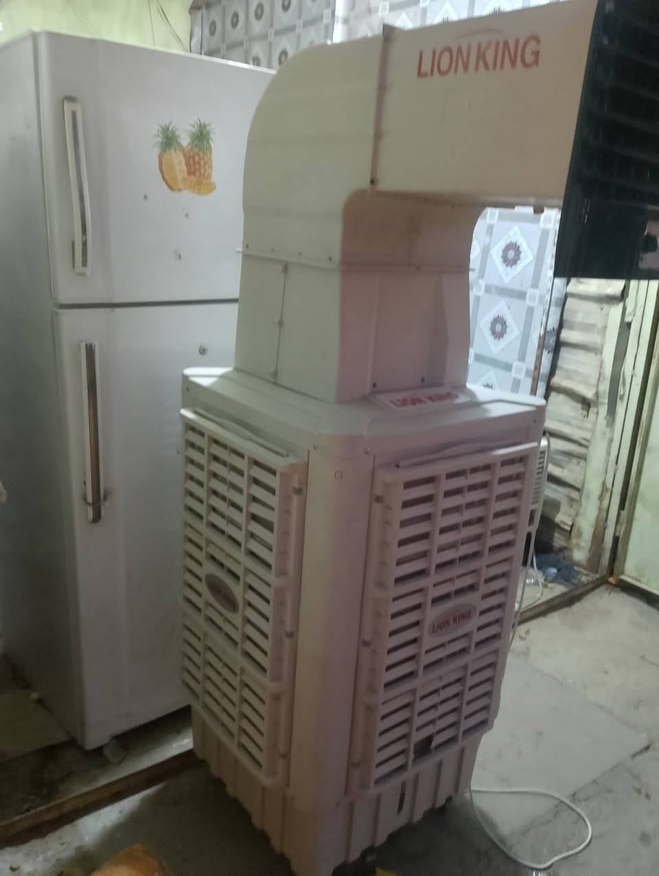 كونفيرا اخت الجديده حجم 60
سعر 225وبيها مجال
***********
