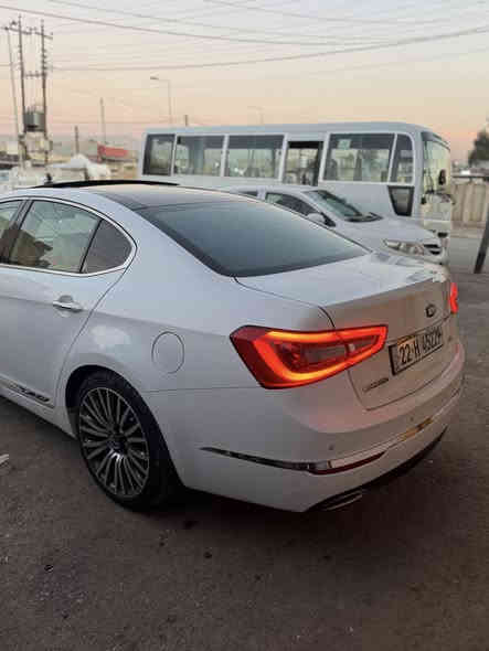Kia cadenza 2014
السيارة فول مواصفات ملكي 

بيها ربع بنيد ونص جاملخ شوي تعديل بارد بدون داخل

معرك مفتوح بس بشرط بعدها كل شي بشرط

بيها١٣٦٠٠٠٠غرامه 

مكان السيارة قضاء مخمور

سعر 135$

رقم***********

للبيع فقط
