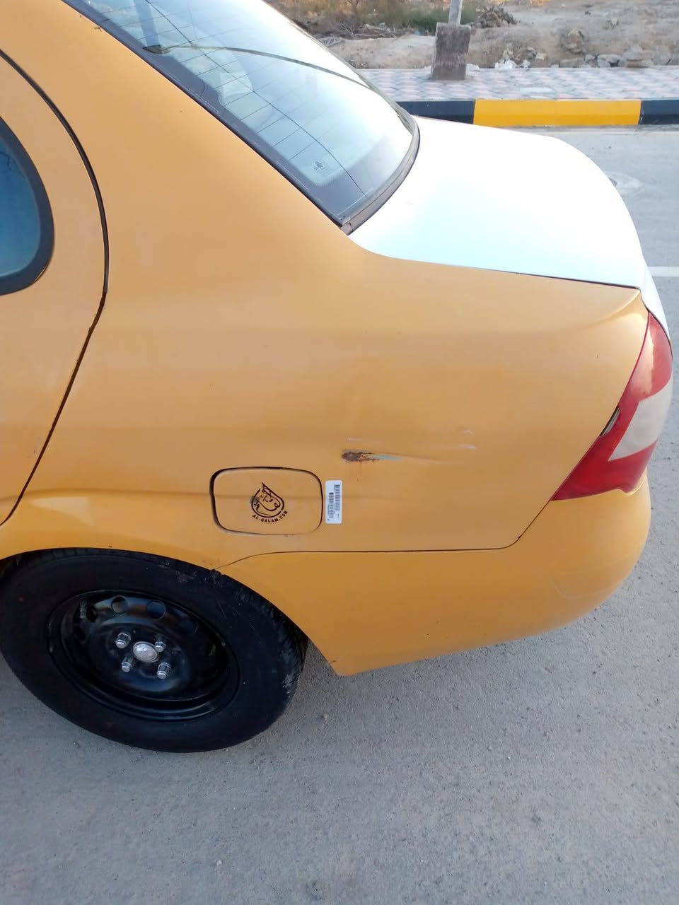 السلام عليكم طيبة موديل 2015 مصبوغه حزام بيه بارد بالجاملغ الخلفي وبيه طخه بالجاملغ الثاني مبين بالصورة سنوية لل27 تحويل مباشر السيارة تخم تاير كامل جديد وباتري وحاساسات وقوايش حتى بريشر جديد مكينه لا تنقص ولا تبخر وكير مابيهن شيء  تبريد تدفىء شغاله سعره ب33 مصفرة هيئة وغرامات بيه مجال بسيط مكانه كوت قضاء الحي  رقم ***********
