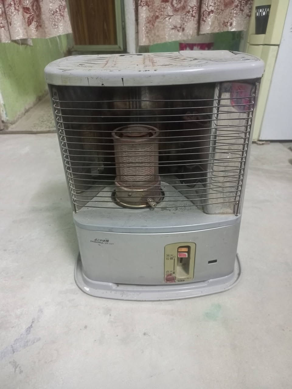 سلام عليكم عندي صوبات اثنين ياباني بسعر البلاش ثنينهم 50 الف قفل شرط الشقل المسيب  شارع قاسم الخفاجي ***********
