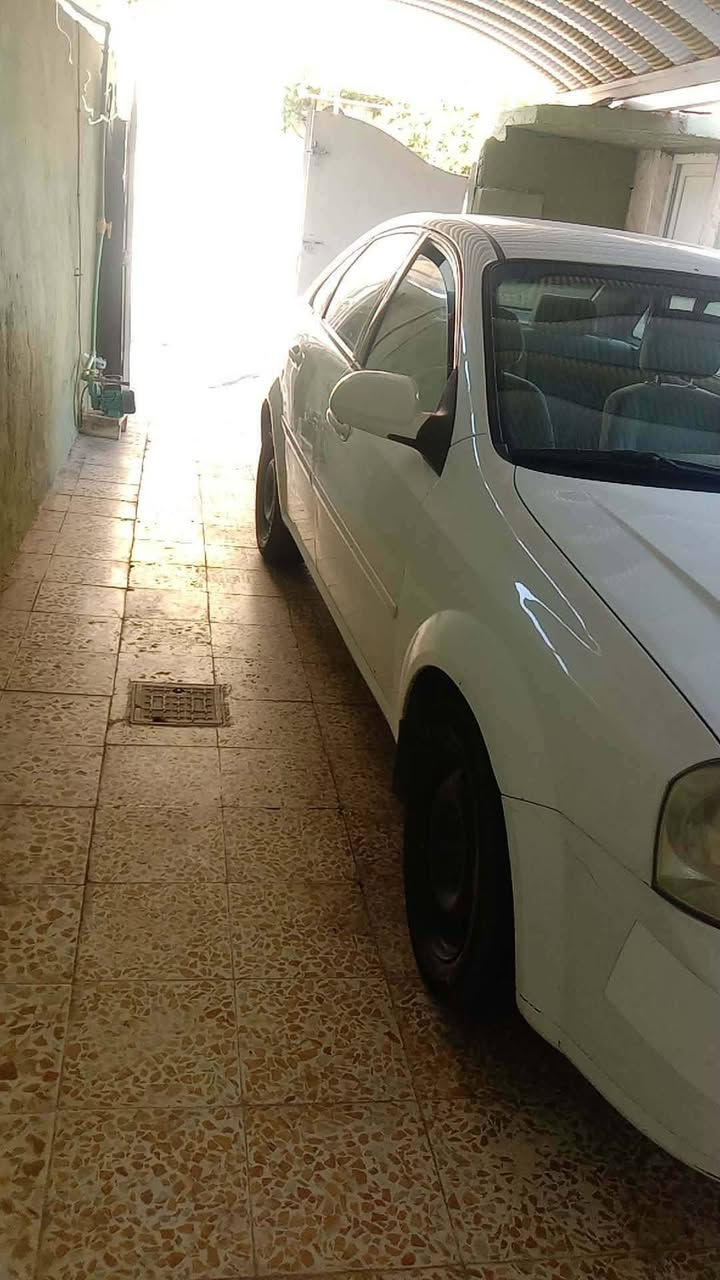البترا موديل 2009 رقم سنوية جديد ورقه بانزين بيها كير مكية تبريد بشرط كهربائية كله شغال بيها تحويل بيها وكاله سياره بسمي 
  الضرر بيها هذا داير صبغ بيها بين بابين بارد جامغ كدام بارد 
بقية ما بيه شي سعر
75 بيها مجال


**إذا كنت صاحب هذا الإعلان وتريد حذفه لأي سبب، رجاءا أرسل رسالة إلى الدعم الفني**