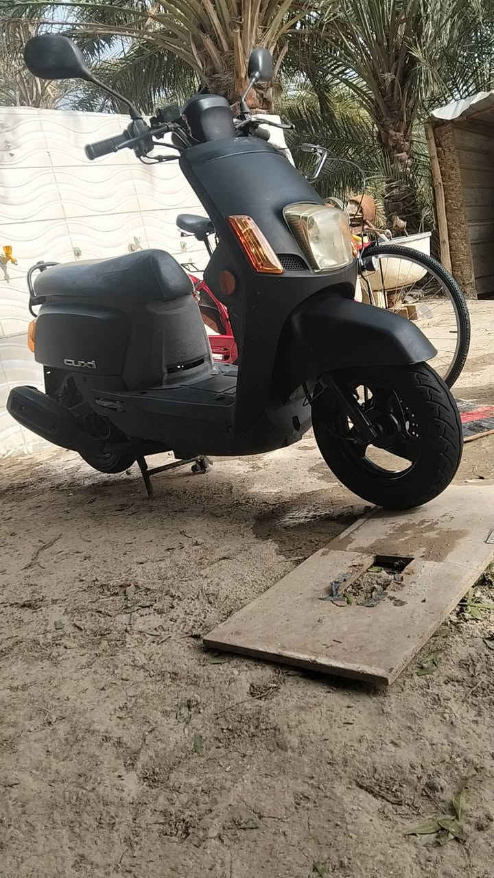 سلام عليكم شلونكم شخباركم خوان بوليس مصطره نوزل نضيفه فول اسود طافي العنوان سوق الشيوخ ***********وشراي يشلع عيوني
