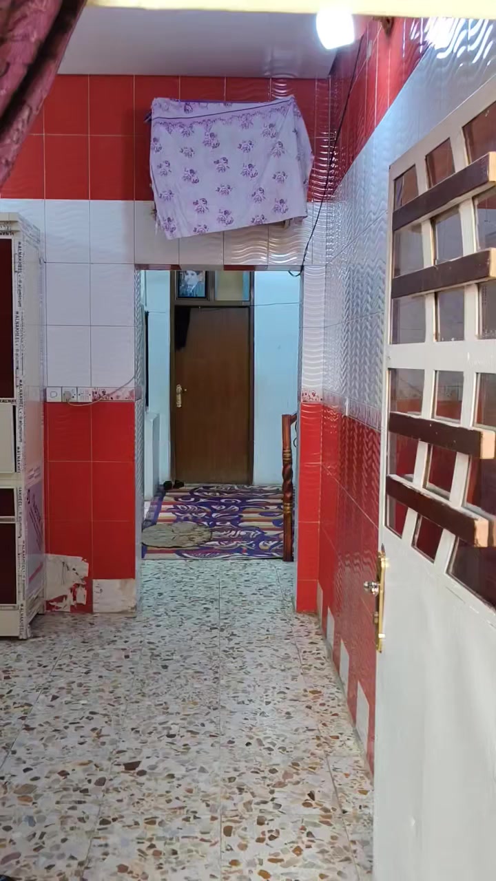 بيت للبيع في مدينة الصدر قطاع 53 قاطين مساحة البيت  144متر السعر خاص للأستفسار ***********
