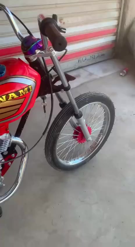 السلام عليكم شباب دراجه للبيع تعمير موديل2026ولشاصي موديل 16اوراق اصولي الدراجه كفاله عامه اول تبديله دهن مكاني الديوانيه الحمزه الشرقي 
 رقمي واتساب*********** 
خاص ما متواجد
