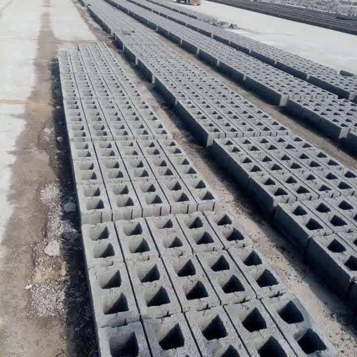 يتوفر بلوك كافة القياسات 20/15/12
يتوفر نقل كرين وبأسعار تنافسيه وحسب الجوده داخل وخارج الفلوجه للأستفسار ***********
