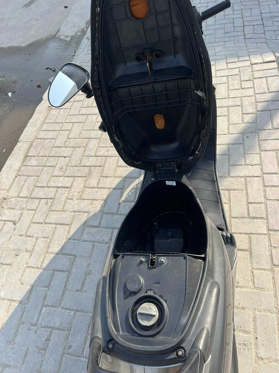 السلام عليكم 

سبيسي ياباني اصلي الدراجه جديده مال رمبه كلها ابلاديه برغي مامفتوح لا تبخير ولا بيها شي كلها شغاله كربائيات ماشيه شي قليل السعر ٩٠٠ وبيها مكاني بغداد لاستفسار ***********
