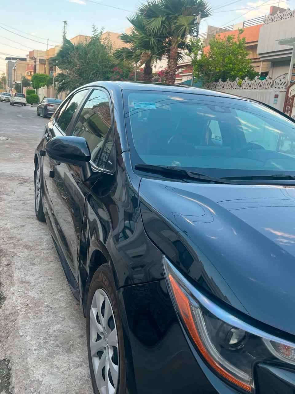 السلام عليكم 
كورلا 2022 اسود سيارة مال بيت جدا  
 نظيفة و ضررها كلش بسيط كما موضوح في الصور
سيارة رقم اربيل الجديد و السنوية نافذة لغاية 2029  
ماشية 50 الف ميل 
كير مكينة تبريد شرط 
بيها طخة في باب النفر تتعدل بالبارد 
بيها شخط خفيفة بالجاملغ الخلفي واضحة بالصورة 
رقم الشاصي مرفق ضمن الصور
السيارة مكانها موصل حي الزهور  
السعر 147 و بيها شويه مجال 
للتواصل   *********** موصل, نينوى
