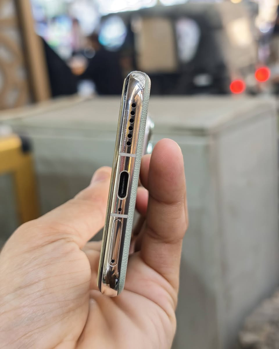 هواوي بيورا 70 الترا ذاكره 512 مستخدم شي قليل 
نضافه 100% ويا لاسق شاشه اصلي ولاسق عدسات و5 كفرات اصليه 
الجهاز حيل جديد ومكفول من الشخط 
السعر 875 الف وتوصيل موجود لكل العراق


**إذا كنت صاحب هذا الإعلان وتريد حذفه لأي سبب، رجاءا أرسل رسالة إلى الدعم الفني**