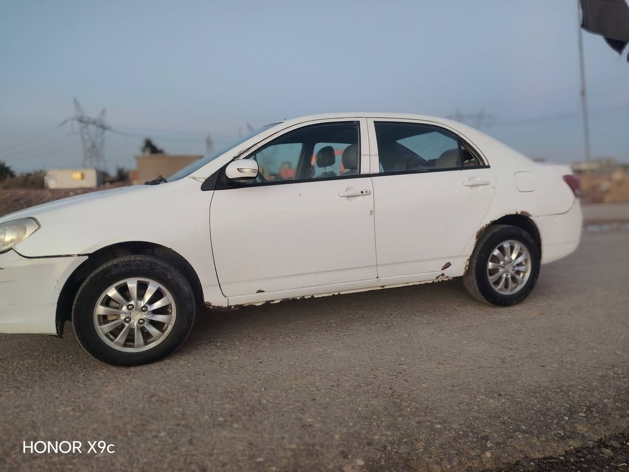 السلام عليكم بي واي دي 2013 السعر 50 ورقه رقم الهاتف***********
