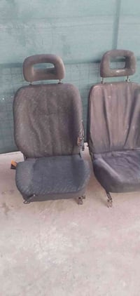 كشنات اوبل فكترا للبيع. الستفسار علرقم 07714015936