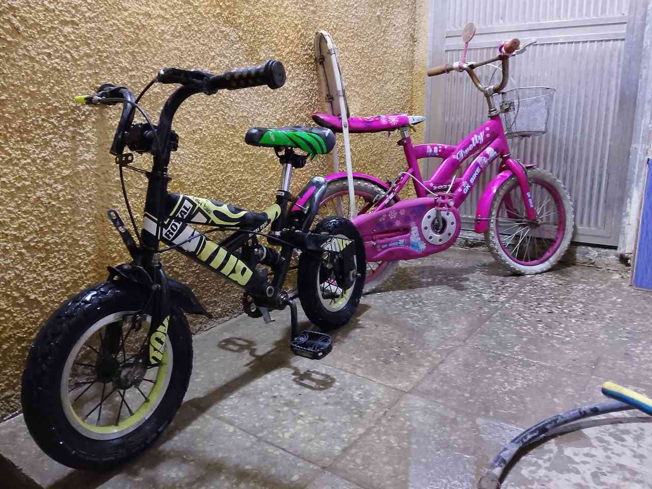 السلام عليكم بايسكلات للبيع متروكات ثنينهن سعر 50 مكاني الكمالية هاتف ***********
