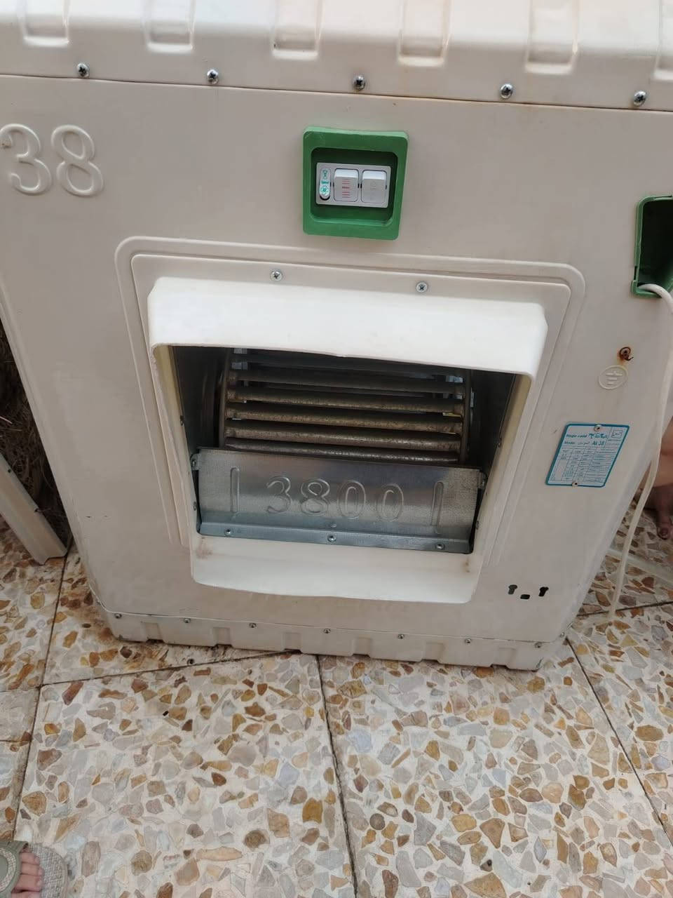 نفتين ٥ مقاعد بسعر ١٢٥ مبرده استخدام كم يوم بسعر ١٥٠ طالبيه ***********
