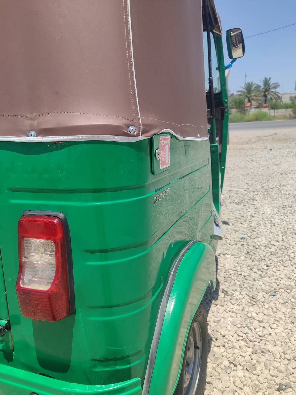 سلام عليكم
20 اوراق البغدادي كفاله عامه 

ب6300 حله الحمزه الغربي 
***********
