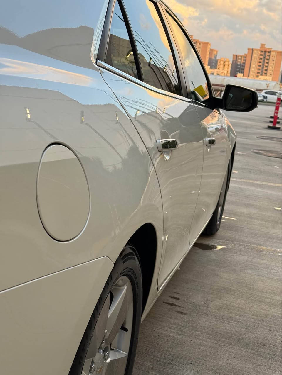 شۆفرلێت مالیبۆ مۆدێل ۲٠۱۳ سفری شەریكەی مەنصور LTZ فوول فوول مواسەفات دەعمی بۆ دەعمی بێ بۆیاخ دەعیمشی بەشەرت بۆیاخی نیە سڵایت شاشە گەورە شاشە قاسە هەردوو كوشن كارەبا لایت لید زینۆن حاسە كامێرا برێك بەسمە مەكینە ۲.٤ مەرغوب گێڕ مەكینە بەشەرت بێ عەیب سەنەوی تا ۲٠۲۸ تازەیە هەردوو سویچی بیلادی لەگەڵە نرخی ۱٠۹ گەڵا معامەلە *********** السليمانية, العراق
