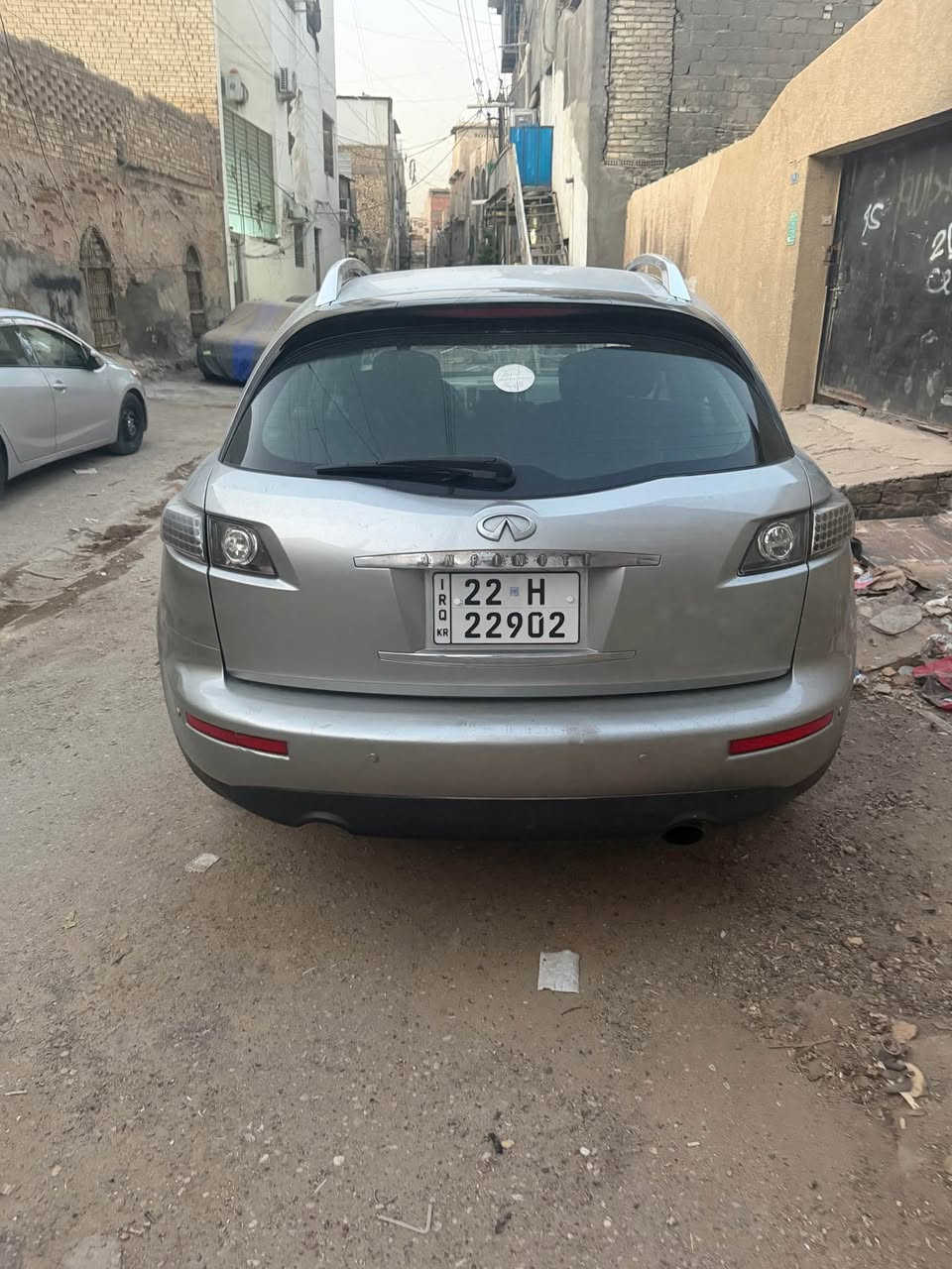 انتفتي fx35 موديل 2006 خليجية مصبوغة حزام بيها قطعتين السيارة واحد على واحد عدى البصمة بيها نواقص بسيطة كلش محرك وكير مكفولات تبريد ثلج  قطعتين  السيارة رقم أربيل باسمي سنوية وهزة جديدات 
سعرها 65 ورقة قفل قفل وترهم مرواس
***********
بغداد الكرادة Colombo, Sri Lanka
