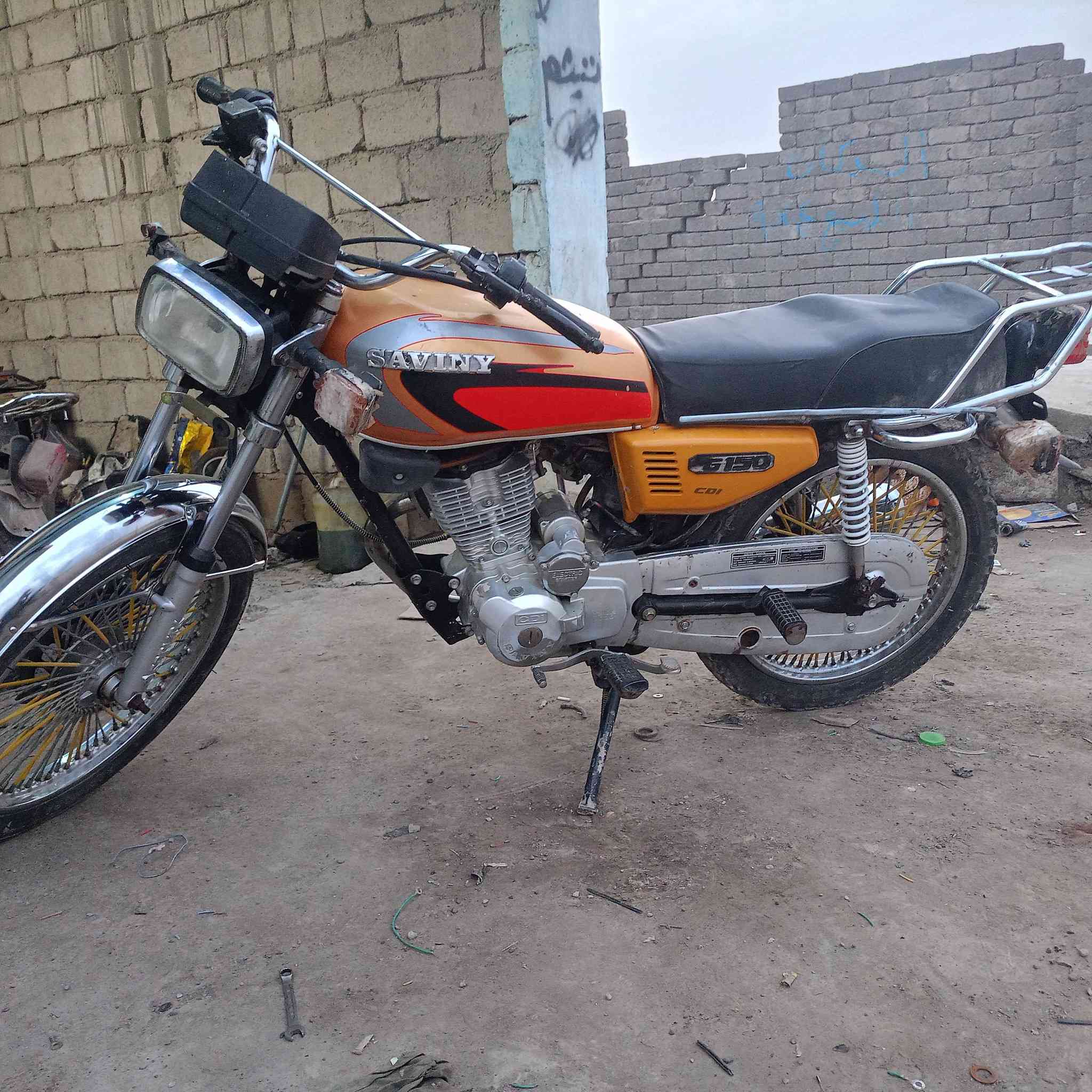 سلام عليكم  ماطور سافان كلشي بي شغال نكره سلف وزن ثقيل موديل  2020 السعر 350بي مجال الطيبين لل ستفسار  ***********
