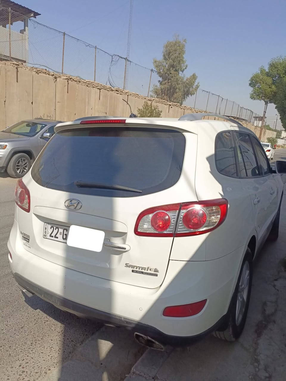 السلام عليكم ورحمه الله وبركاته 
هونداي سنتافي موديل 2010 فول عده بصمه والكشن مو كهربائي مكفوله كفاله عامه فقط بارد بالباب قليل رقم اربيل رقم الجديد هزه جديده سنويه مجدده محرك 6سلندر محرك كير حداديه كلها جديده محرك لا تنقيص ولا تبخير 
الاستفسار اكثر الاتصال على رقم التالي ‏‪***********‬‏
مكان سياره الأنبار الرمادي
