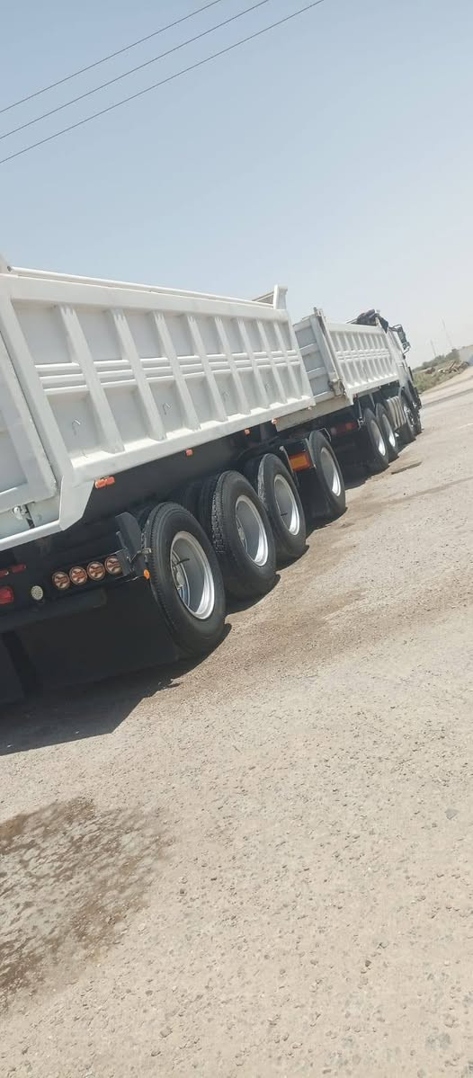 للبيع موديل 76 محدثه كرواتي مكينه 44 ستندر كير 240 دبل كلج تخم تاير سياره جاهزه للعمل بسمي سنويه جديده مربوطه قاطره مقطوره ذرعه 41 اتحمل مسح فارغ السياره 26 ونص مكان السياره ناصريه قضاء النصر السعر 5 وربع وبيه مجال ***********
