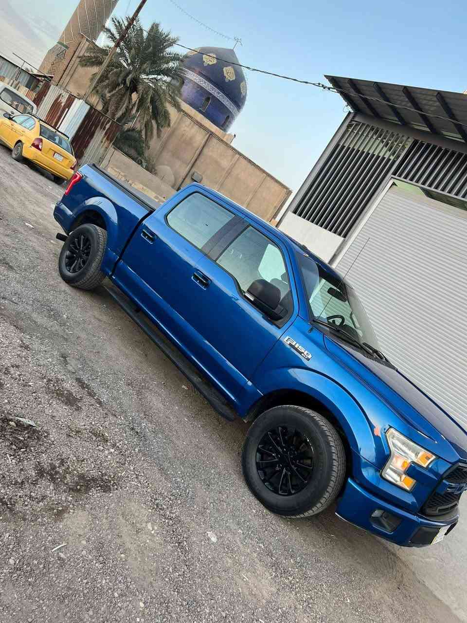 سلام عليكم 
فورد F150 موديل 17 محرك 6v 
سعرها 155$ بيها مجاال بسيط
***********
