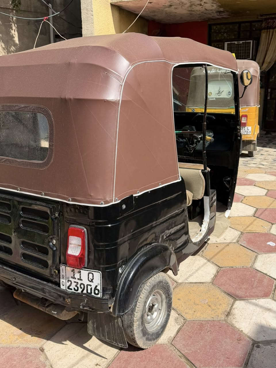 موديل 18 رقم وسنويه باسمي كفاله عامه من كلشي
مكاني /:بغداد/:الزعفرانية/:جسر ديالى القديم /:
السعر5مليون وبيهه مجال جاهزه كبل للشارع
***********
